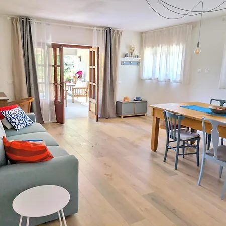 Sara Apartment
